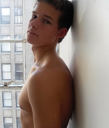 Boys, oh Boys 5dfe54da5bb80.jpg