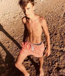 Beauty of boys 5e0b21a05205d.jpg