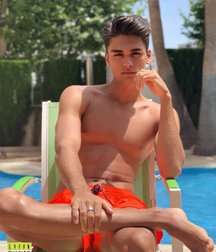 Beauty of boys 5e0b21a60cbeb.jpg