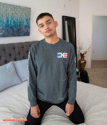 Cute naked gay boy porn shows off 5e596766e41d1.jpg