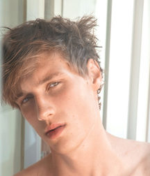 Ashton Montana model gay bare tube 5e5ac0f3713b9.jpg