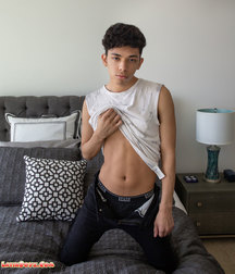 Danil cute gay model 5e935ba431d9a.jpg