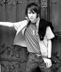 I like all these cute boys  5e93908a70932.jpg