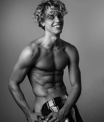 Lovely cute boys  * black & white 5e96042a345b7.jpg