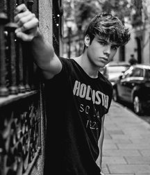 La Belleza De Los Muchachos - Twinks Tube Porn  5ea329334ede5.jpg