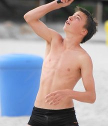 speedos are neato twinks 5eab1fca9788f.jpg