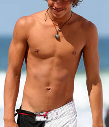 beautiful surfer boy 5eb4538798e27.jpg