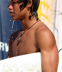 beautiful surfer boy 5eb453a018a0d.jpg