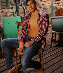 Beautiful boys gay porn models 5eb6f68198cac.jpg