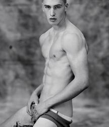 Max Turland cute boy fashion model gay 5ec6c30f8fd0d.jpg
