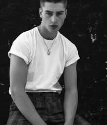 Max Turland cute boy fashion model gay 5ec6c31ad315d.jpg