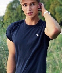 Jungs Schönheit * Bellezza dei ragazzi 5ed6a29a9407a.jpg