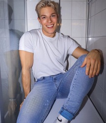 Just beauty of boys no nude gay tube 5fb96ffe14e36.jpg