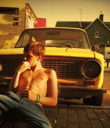 Uri 76 cute bare nude twinks gay tube 5ff37a6a80311.jpg