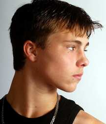 Uri 76 cute bare nude twinks gay tube 5ff37a6e2af3f.jpg
