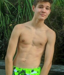 Bare chest cute boys gay tube 5ff75afb9f45f.jpg