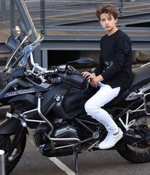Alex handsome teen boy model no nude 602ef8063ae64.jpg