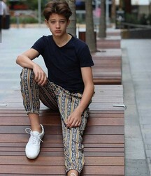 Alex handsome teen boy model no nude 602ef81b24829.jpg