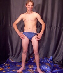 Tarik shows off us gay tube 60c25b22463e7.jpeg