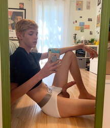 This guy likes to take selfies with his cock boys porn 60e6ff80ef0fb.jpeg