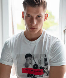 Richie gay porn models shows off 61211b2f606c6.jpeg