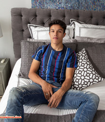 Bryan latino big uncut dick gay porn model 6127d886768f5.jpeg