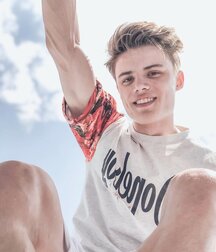 Belleza De Muchachos * Lovely Cute Boys Twink Tube 6130fd3a8a72d.jpeg