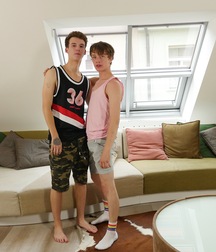 twinks gay porn models have fun 61437e6ca541b.jpg