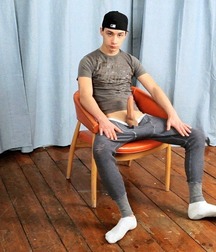 Dan 01 Caps Hats Cocks 5dee719cd9048.jpeg