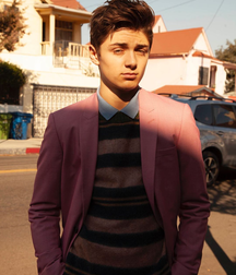 Eye candy 5dec7826f3787.png