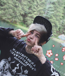 Cute boys 6 5df508b9391eb.png