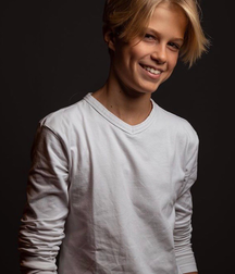 Cute boys 7 5df5449044f1c.png