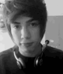 Cute boys 7 5df544d44bfc3.gif