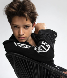 Cute boys 8 5df5677f40ec8.png