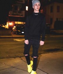 Cute boys 9 5df5920a146b6.png