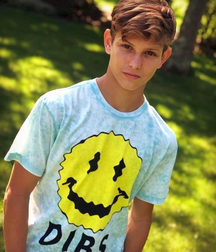 Cute boys 11 5df90afe16cb3.png
