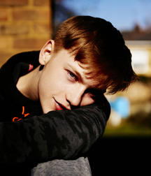 Cute boys 16 5dfbaf8d29d4d.png
