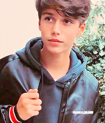 Cute boys 18 5dfce5894161e.png
