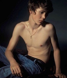 Cute boys 18 5dfce64bc00fa.jpeg