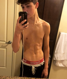Cute boys 19 5dfd323e78b72.png