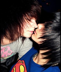 Cute boys 20 5dfe6c9002460.jpeg