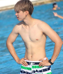 Cute boys 20 5dfe6feb5a0a8.png