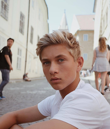 Cute boys 21 5e00ec210acd8.png