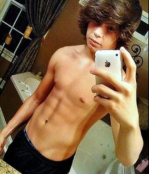 Cute boys 22 5e01334b5790d.jpeg