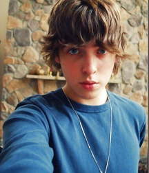 Cute boys 28  5e07b8f6d1d4f.jpeg