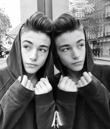 Cute boys 31 5e0bc6303b132.png