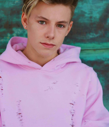 Cute boys 31 5e0bc65d03ebc.png