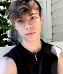 Cute boys 31 5e0bc68b03adf.png