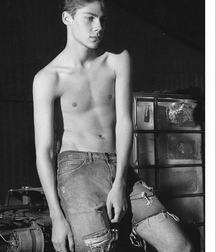 Cute boys 35  5e0fbb662f8ce.png
