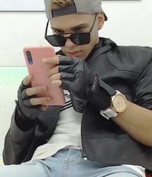 Cute boys 35  5e0fbb832337b.png